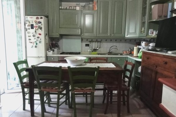 Appartamento ristrutturato accessoriato di cantina carrabile