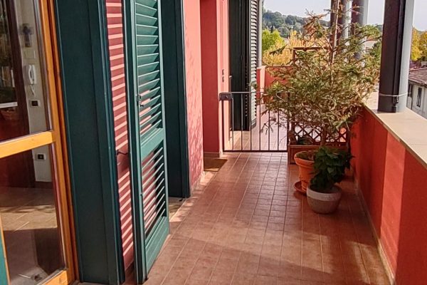 3,5 vani con terrazza ampia e garage doppio